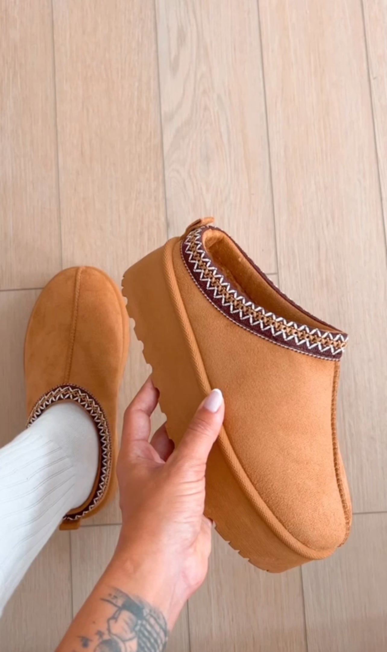 Pantufa Inspiração UGG