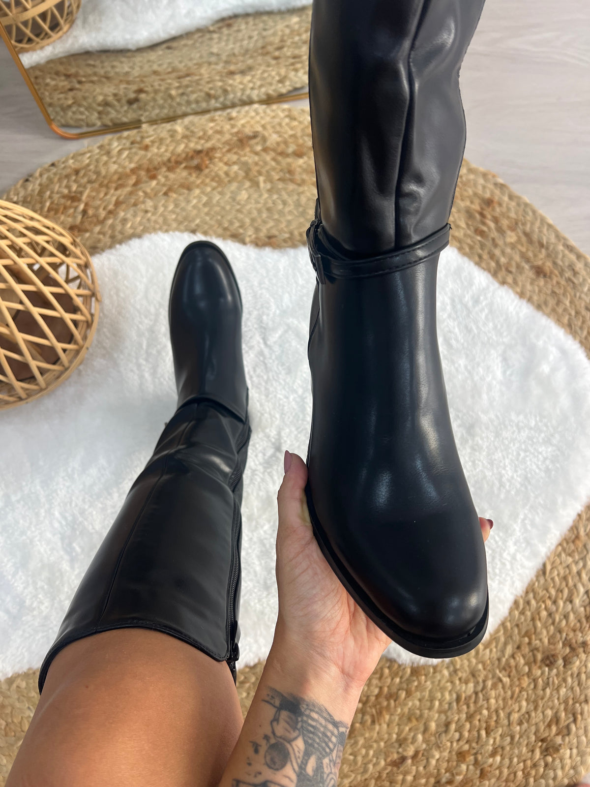 Bota Lessia