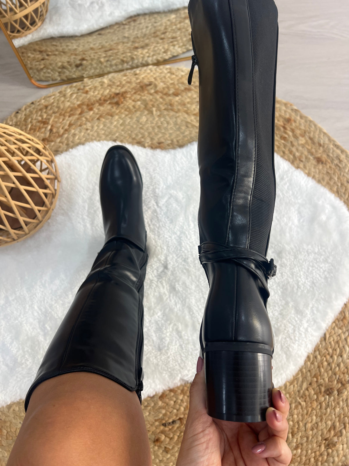 Bota Lessia